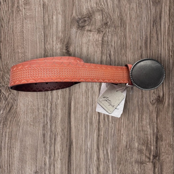 NWT Free People Duke Concho Belt in Sunrise Pink - Picture 5 of 7